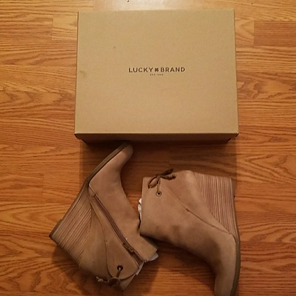 Women's Lucky Brand Yamina Ankle Bootie